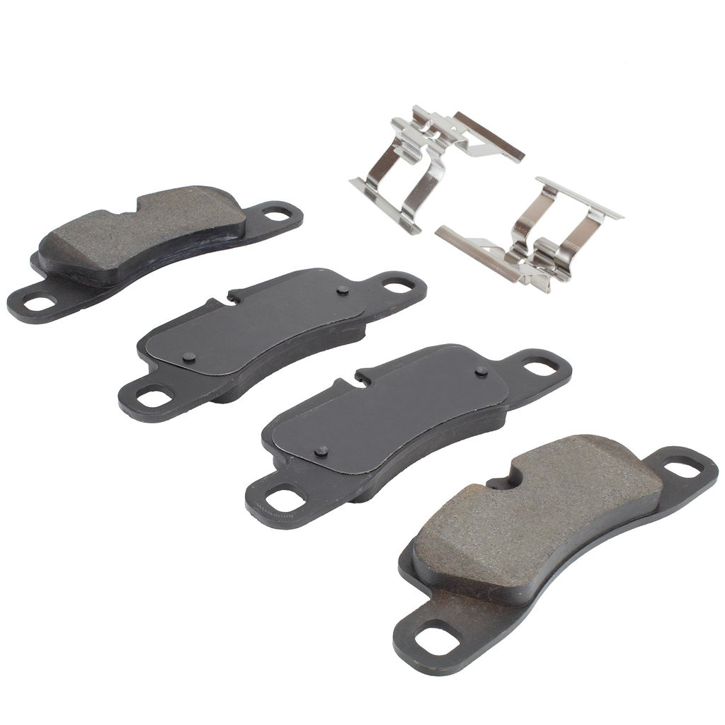 Quality-Built 1003-1390AM - Black Series Semi-Metallic Brake Pad Set