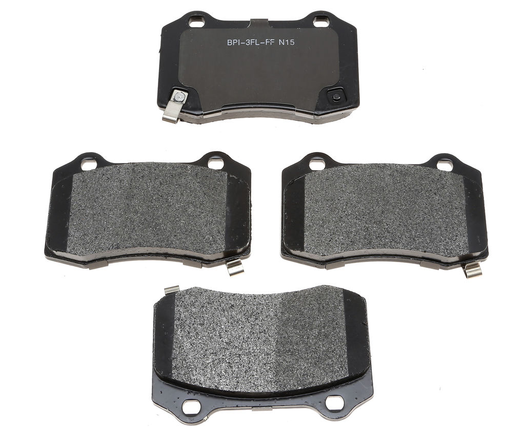 Raybestos MGD1053M - Replacement Metallic Disc Brake Pads, 2 Wheel Set