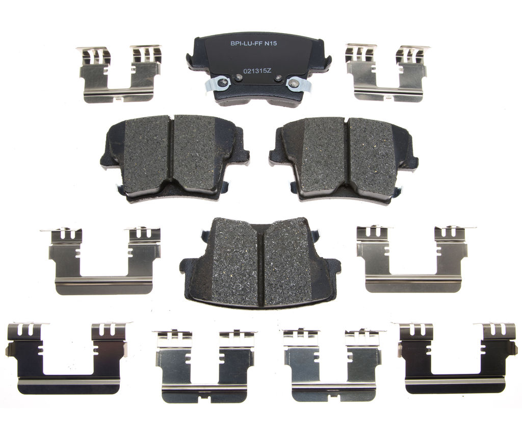 Raybestos MGD1057CH - Replacement Ceramic Disc Brake Pads, 2 Wheel Set