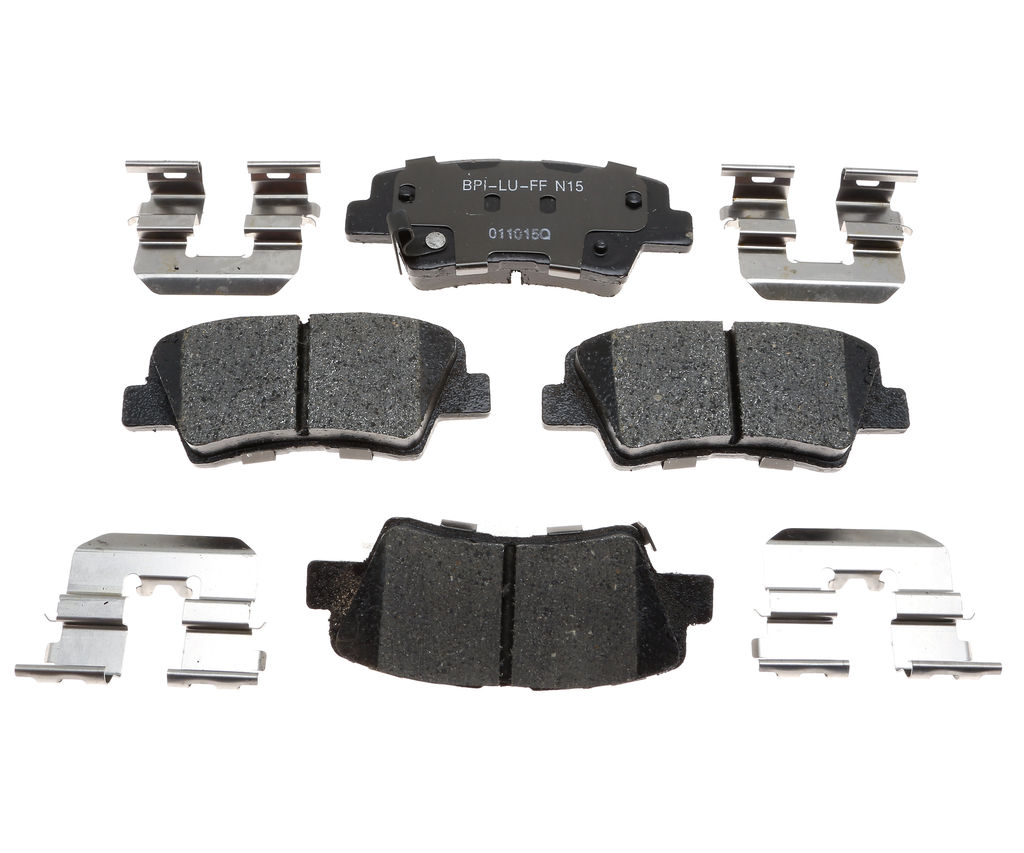 Raybestos MGD1313CH - Replacement Ceramic Disc Brake Pads, 2 Wheel Set
