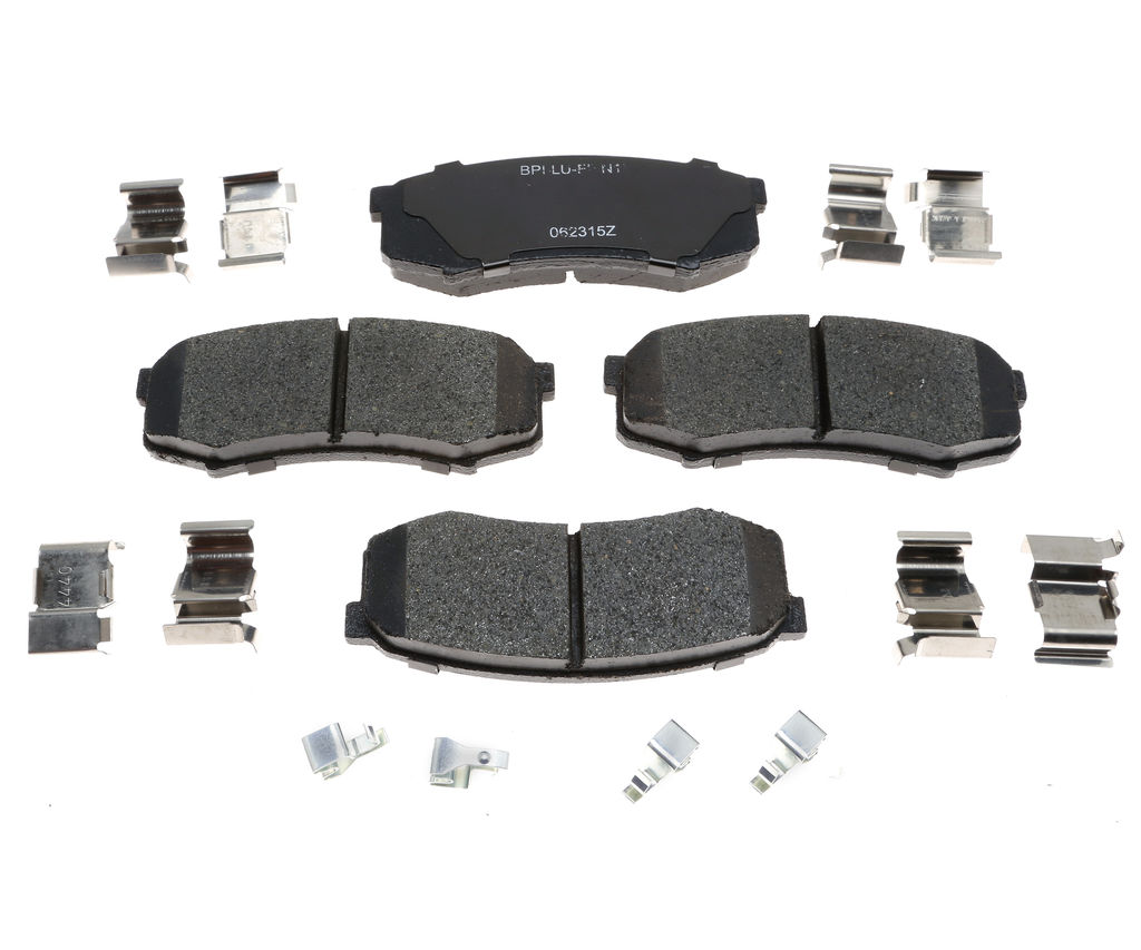 Raybestos MGD606CH - Replacement Ceramic Disc Brake Pads, 2 Wheel Set