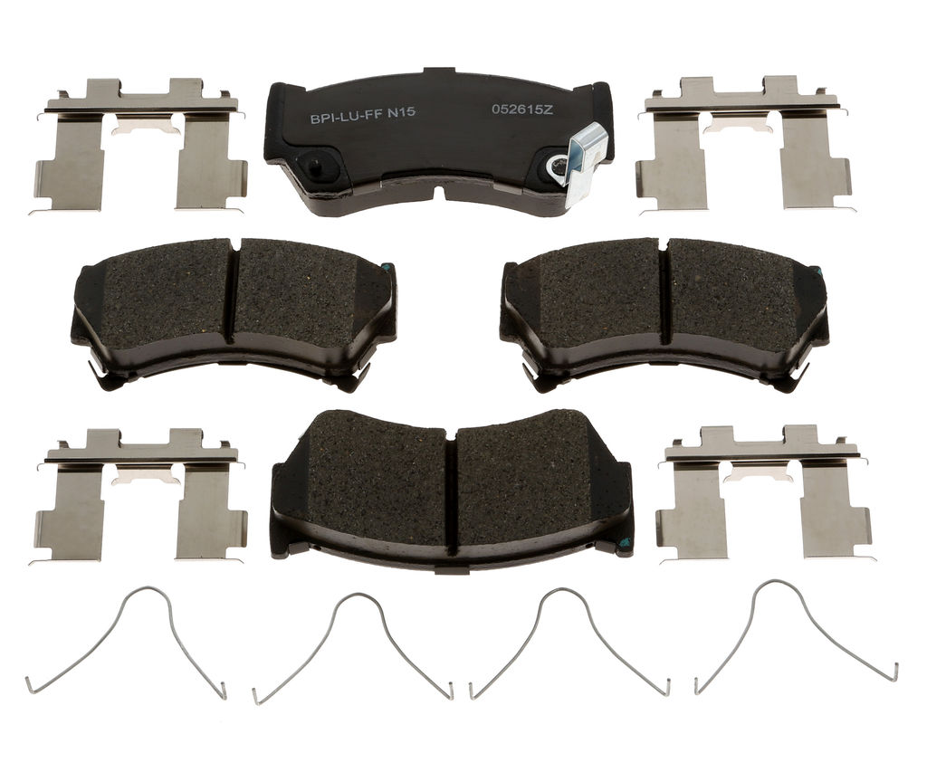 Raybestos MGD668CH - Replacement Ceramic Disc Brake Pads, 2 Wheel Set