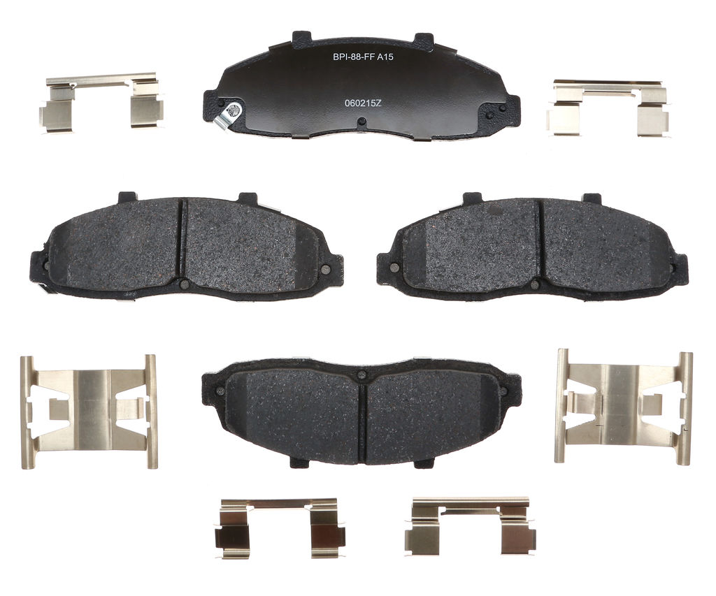 Raybestos MGD679CH - Replacement Ceramic Disc Brake Pads, 2 Wheel Set