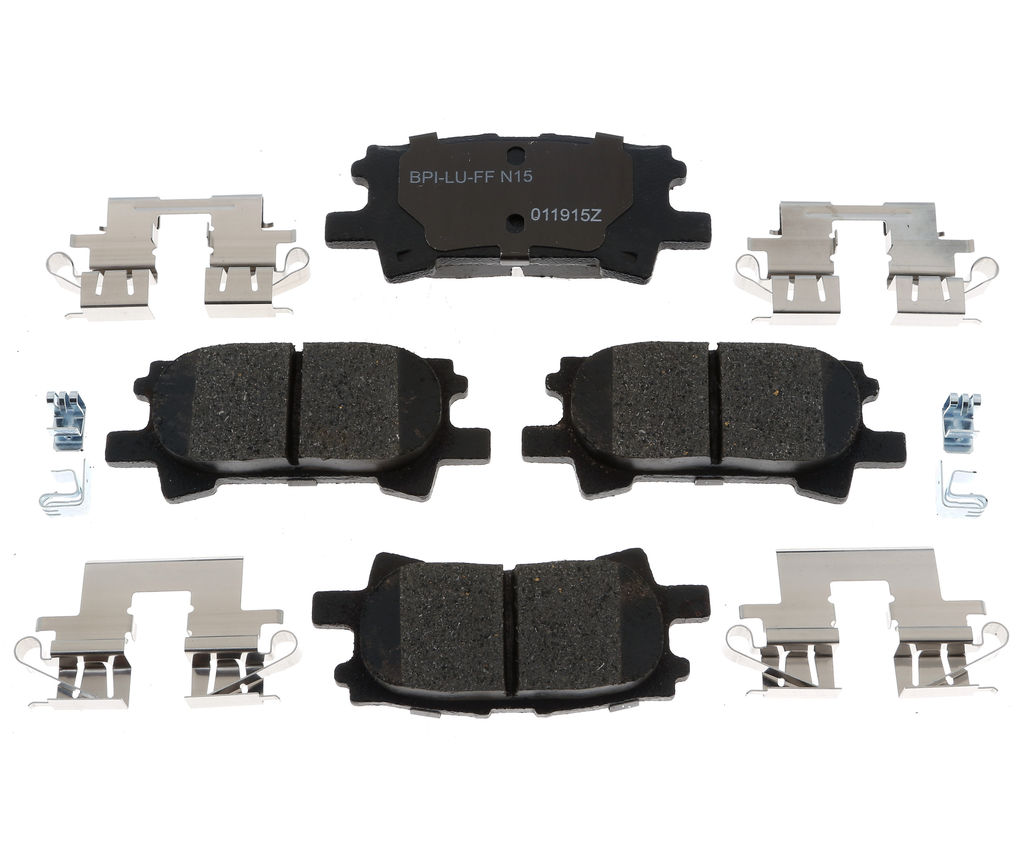 Raybestos MGD996CH - Replacement Ceramic Disc Brake Pads, 2 Wheel Set