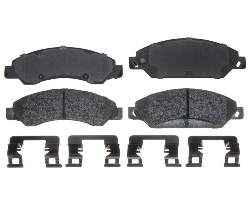 Raybestos SP1092TRH - SP Truck And Tow Brake Pads, 2 Wheel Set