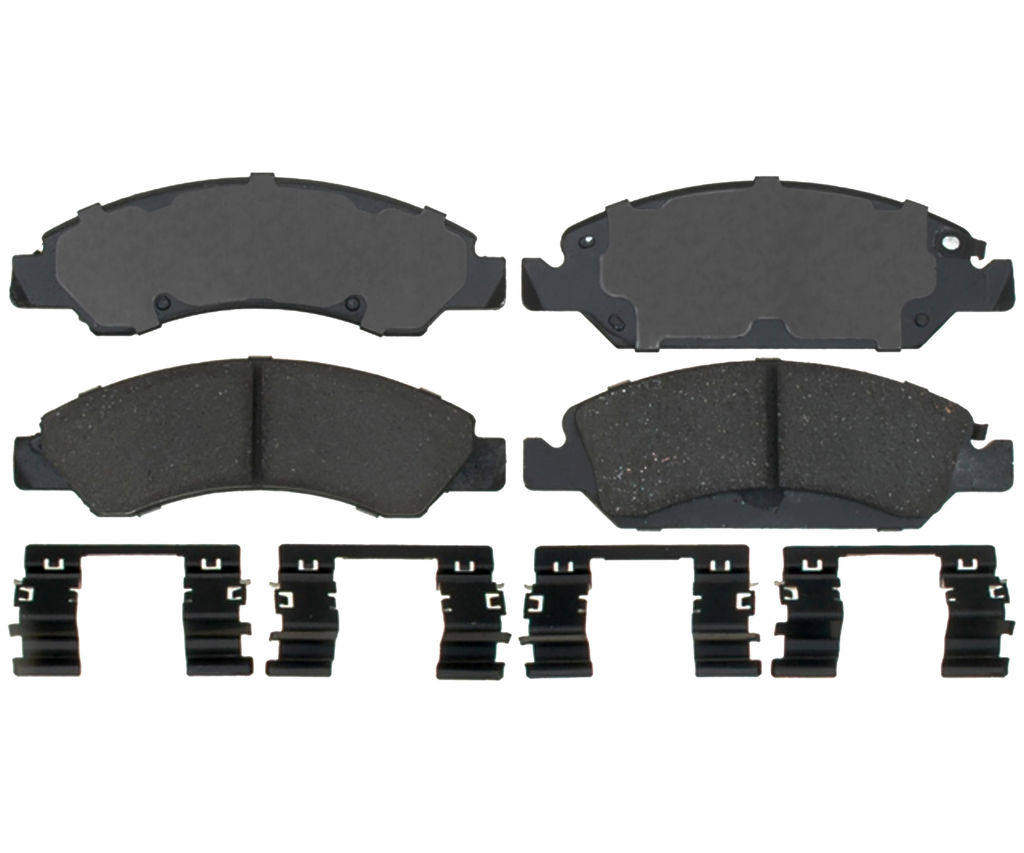 Raybestos SP1367TRH - SP Truck And Tow Brake Pads, 2 Wheel Set