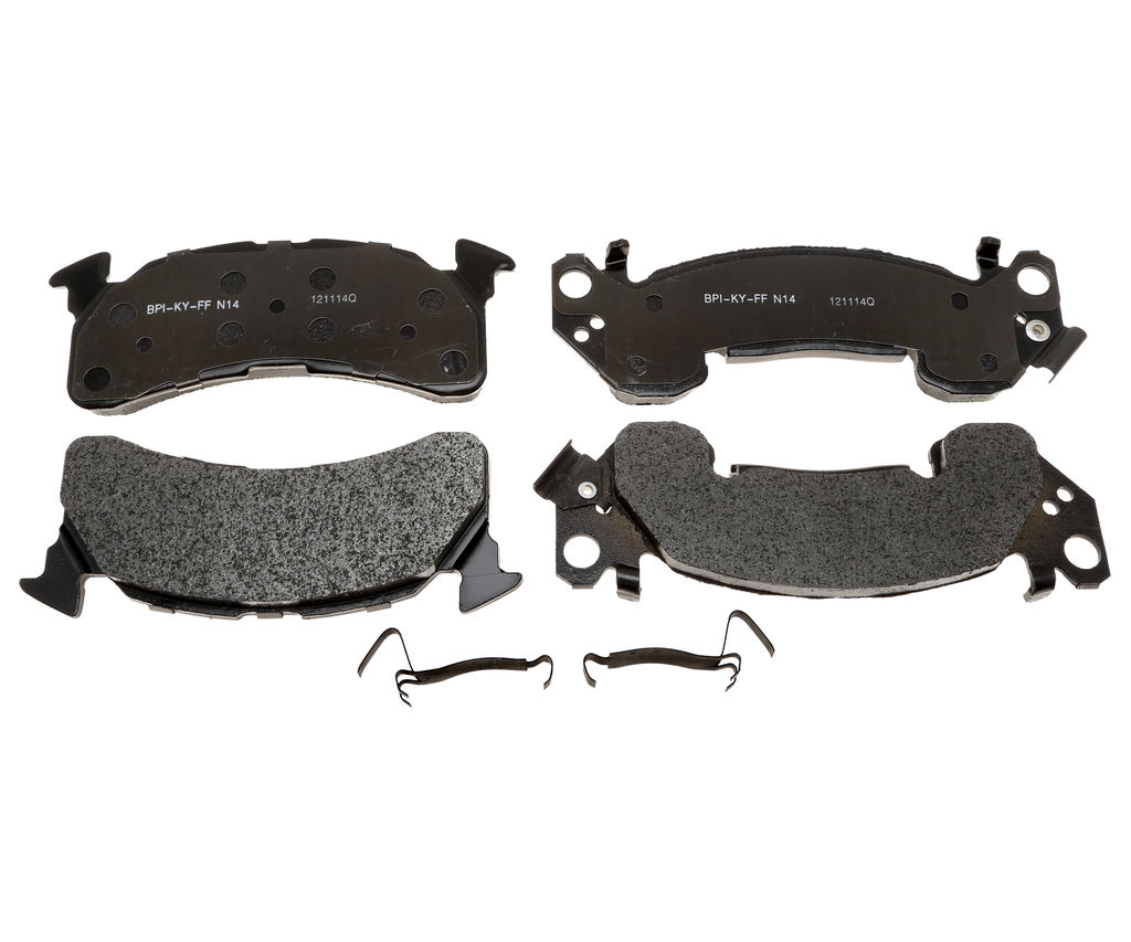 Raybestos SP153TRH - SP Truck And Tow Brake Pads, 2 Wheel Set