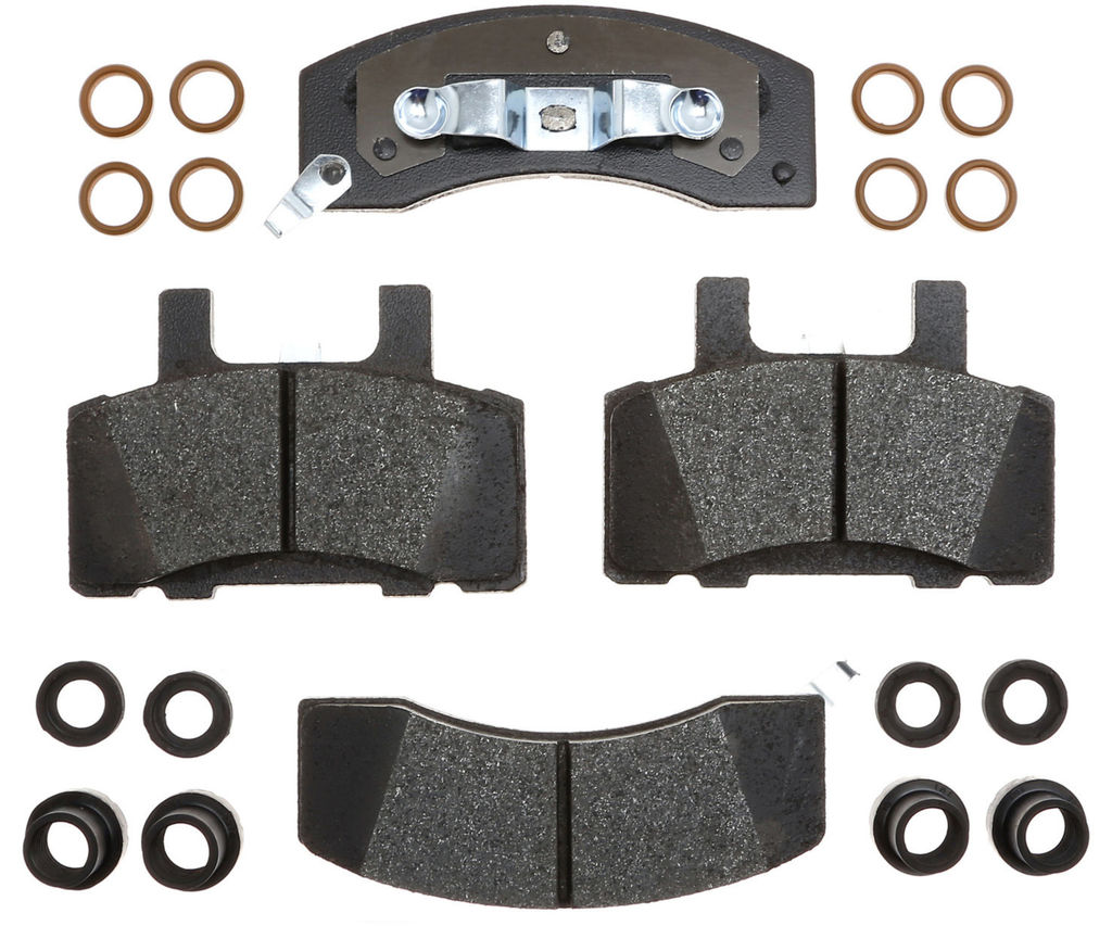 Raybestos SP370TRH - SP Truck And Tow Brake Pads, 2 Wheel Set