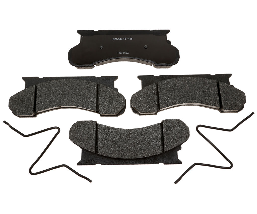 Raybestos SP450TRH - SP Truck And Tow Brake Pads, 2 Wheel Set