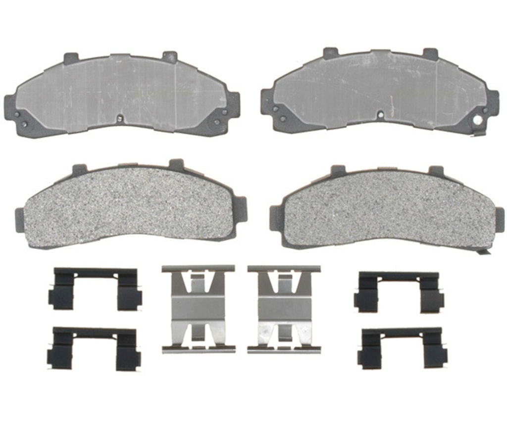 Raybestos SP652TRH - SP Truck And Tow Brake Pads, 2 Wheel Set