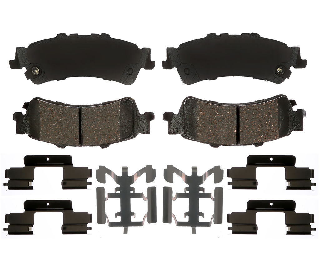 Raybestos SP792TRH - SP Truck And Tow Brake Pads, 2 Wheel Set