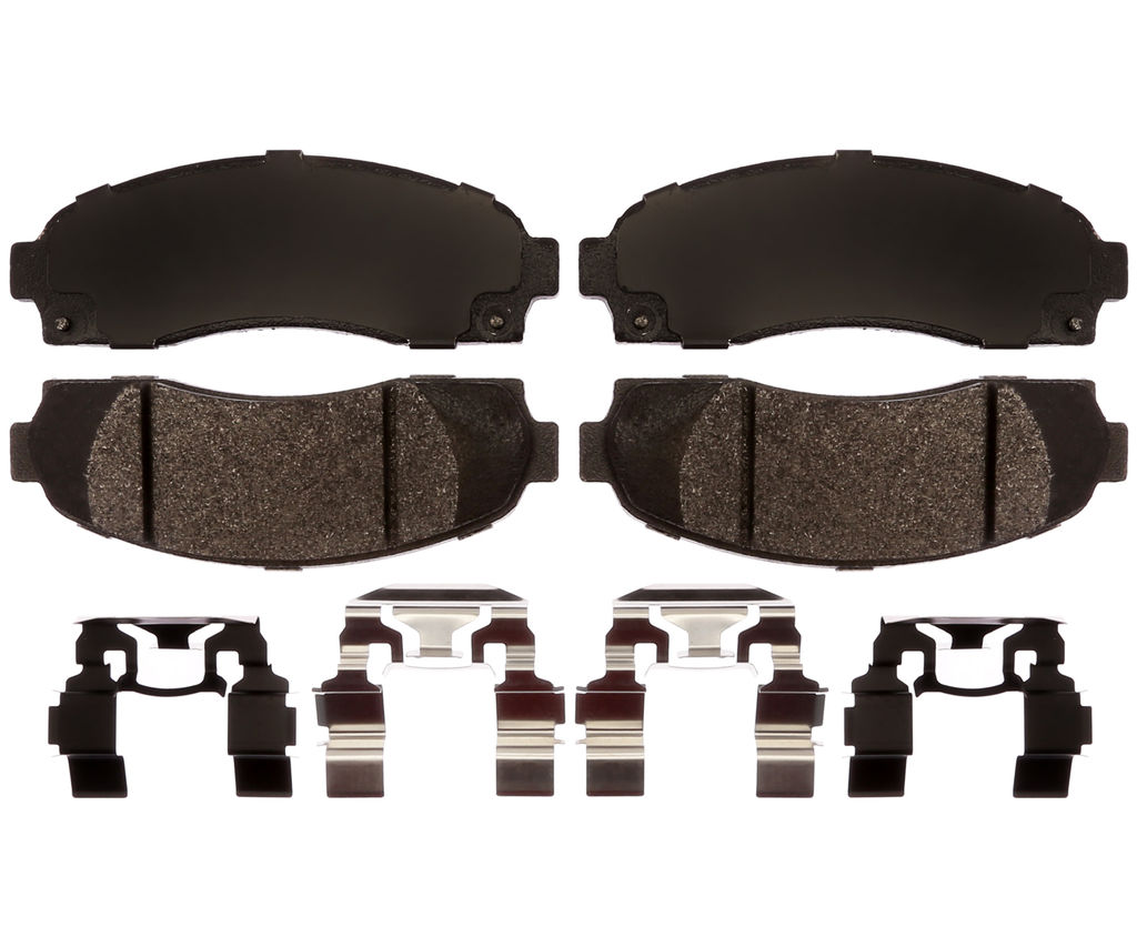 Raybestos SP833TRH - SP Truck And Tow Brake Pads, 2 Wheel Set